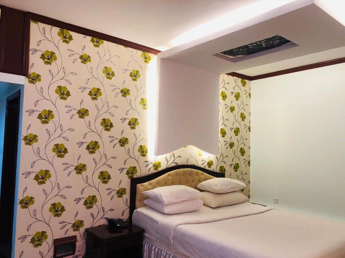 Grand Park Hotel Chittagong Exteriör bild