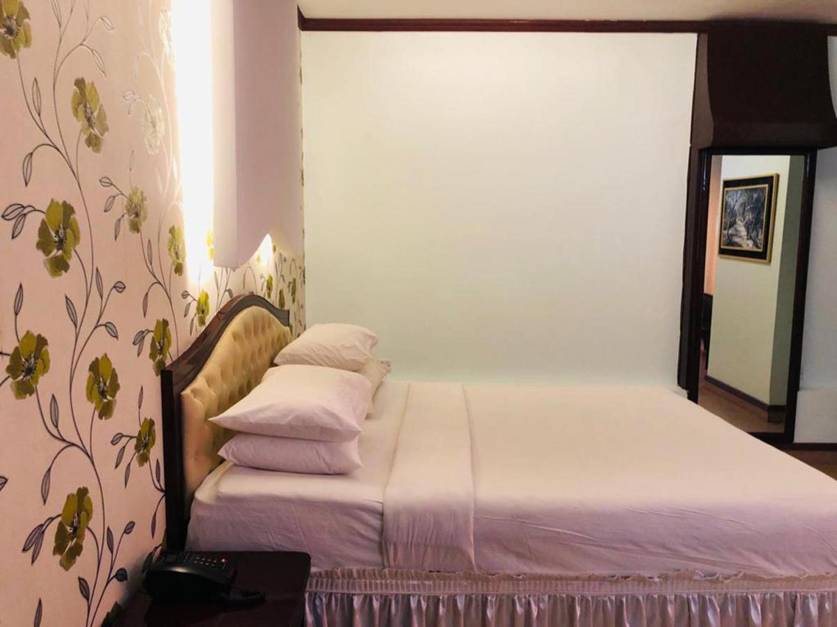 Grand Park Hotel Chittagong Exteriör bild