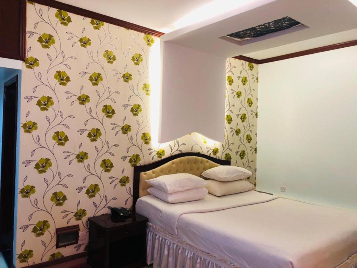 Grand Park Hotel Chittagong Exteriör bild