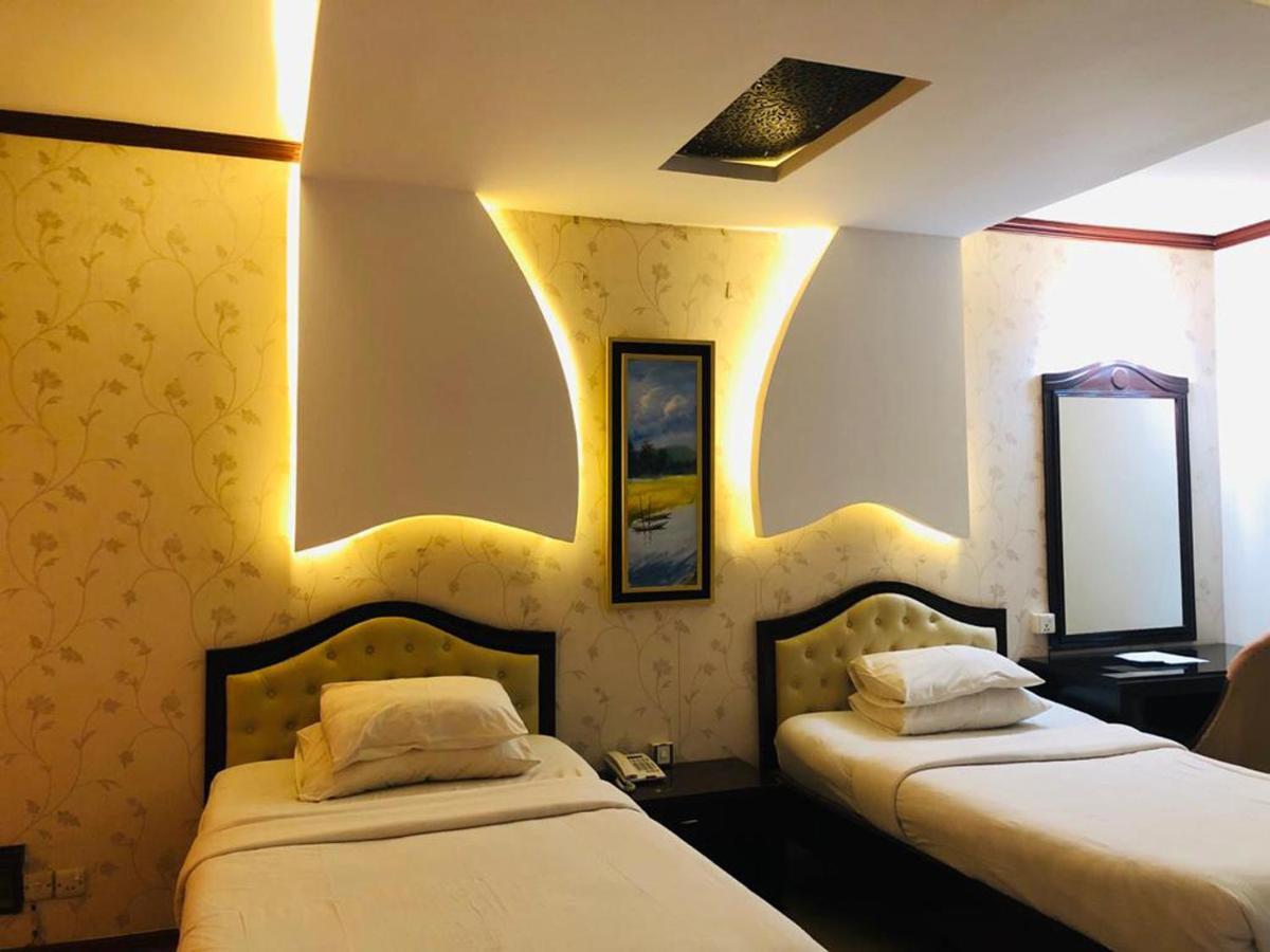 Grand Park Hotel Chittagong Exteriör bild